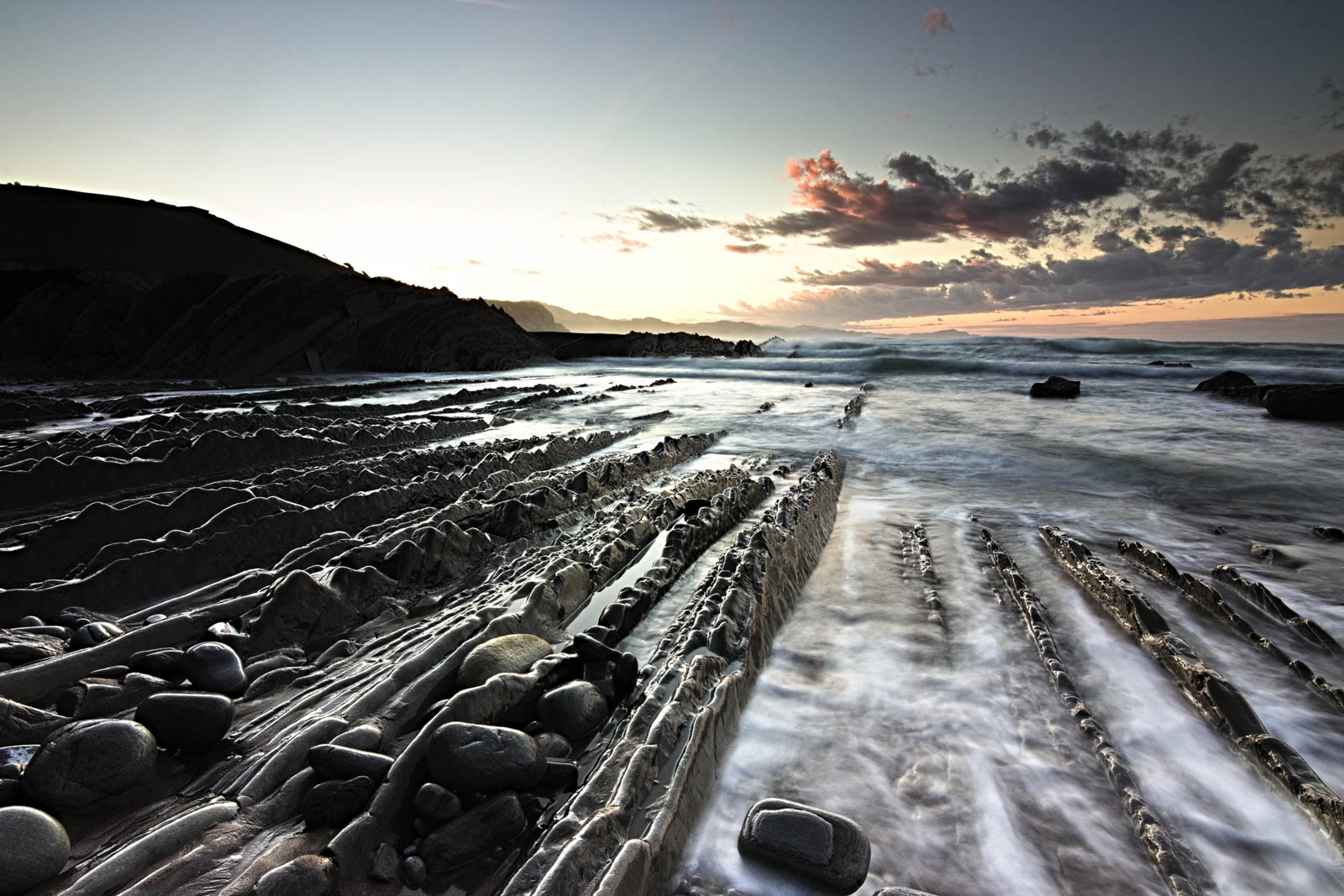 Flysch – Canon 80D with Tokina atx-i 11-20mm F2.8 CF @ 11mm, f/13, ISO100, 1s